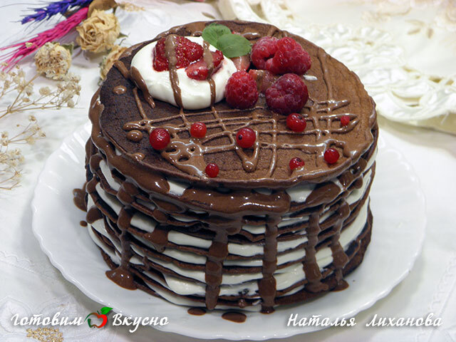 Блинный шоколадно-сливочный торт